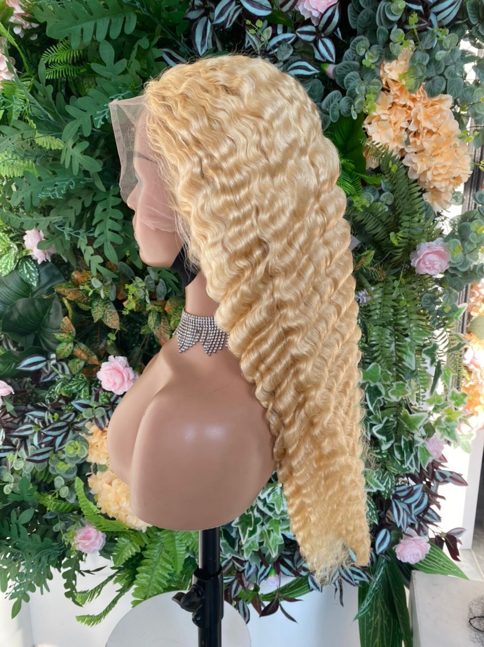 Burmese 613 Wigs